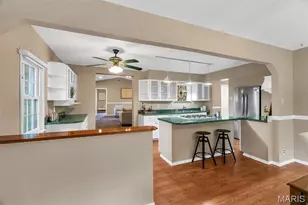 10640 Clarendon Ave, Saint Louis, MO 63114 - Photo 8