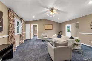 10640 Clarendon Ave, Saint Louis, MO 63114 - Photo 14