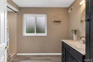 10640 Clarendon Ave, Saint Louis, MO 63114 - Photo 20