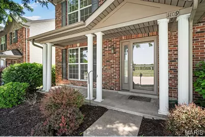 1109 Ridgeway Drive, Lake Saint Louis, MO 63367 - Photo 4