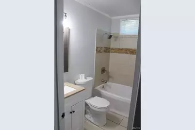 7207 Marge Avenue, Jennings, MO 63136 - Photo 8