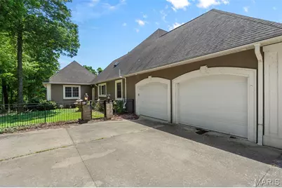 425 Windwood Lake Drive, Cape Girardeau, MO 63701 - Photo 52