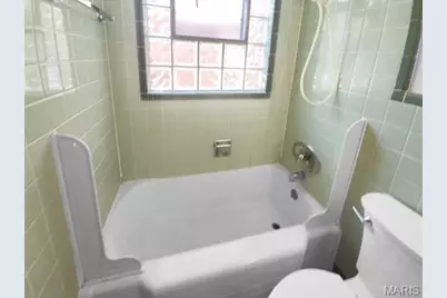 6127 Alaska Avenue, Saint Louis, MO 63111 - Photo 6
