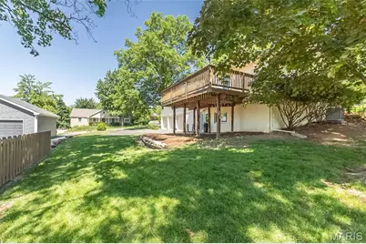 1903 Farm Valley Drive, Chesterfield, MO 63017 - Photo 42