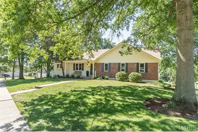 1903 Farm Valley Drive, Chesterfield, MO 63017 - Photo 2