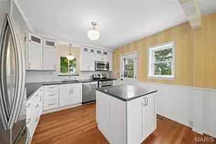 1439 S Elm Ave, Webster Groves, MO 63119 - Photo 8