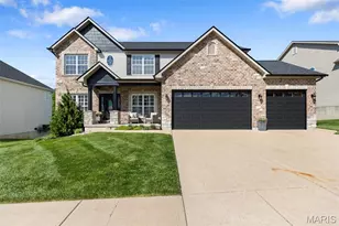 4355 Ventura Pl Dr, Saint Louis, MO 63128 - Photo 2