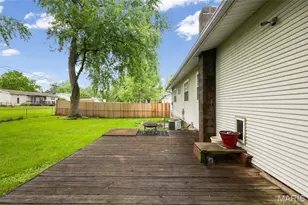 2558 Carousel Ct, Florissant, MO 63031 - Photo 42
