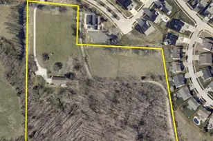 290 Kammeier Rd, Wentzville, MO 63385 - Photo 1