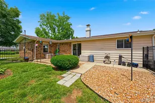 409 Mayfair Dr, Ballwin, MO 63011 - Photo 46
