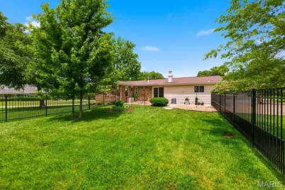 409 Mayfair Drive, Ballwin, MO 63011 - Photo 48