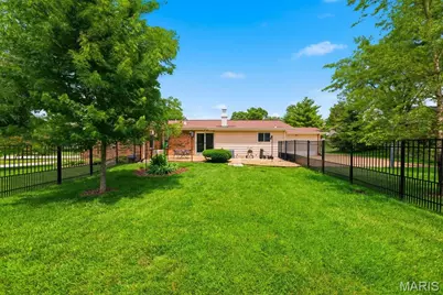 409 Mayfair Drive, Ballwin, MO 63011 - Photo 52