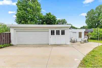 [Address not provided], Maplewood, MO 63143 - Photo 38
