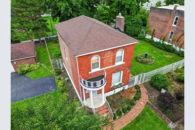 1392 Burd Avenue, Saint Louis, MO 63112 - Photo 2