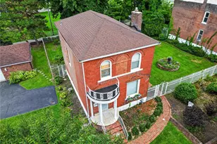 1392 Burd Ave, Saint Louis, MO 63112 - Photo 2