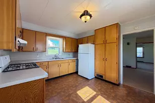 321 Lake St, De Soto, MO 63020 - Photo 22