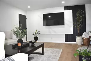 10003 Sakura Dr, Saint Louis, MO 63128 - Photo 4