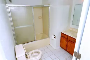 1003 Nobleman Dr, Creve Coeur, MO 63146 - Photo 28