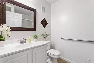 100 Towne Square Ct, Eureka, MO 63025 - Photo 20