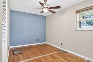 710 Peace Haven Dr, Saint Louis, MO 63125 - Photo 24