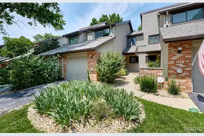 1755 Robin Knoll Court, Saint Louis, MO 63146 - Photo 2