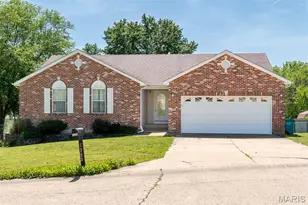 1383 Oak Ridge Estates Dr, Saint Clair, MO 63077 - Photo 1