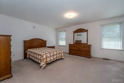 1383 Oakridge Estates Drive, Saint Clair, MO 63077 - Photo 12