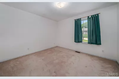1383 Oakridge Estates Drive, Saint Clair, MO 63077 - Photo 18