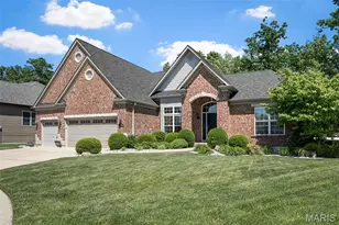 526 Elm Creek Dr, Wentzville, MO 63385 - Photo 2