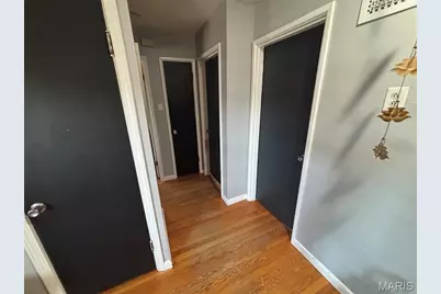 7724 General Sherman Lane, Saint Louis, MO 63123 - Photo 6