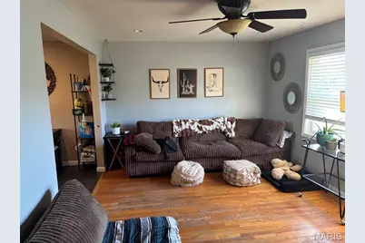 7724 General Sherman Lane, Saint Louis, MO 63123 - Photo 2