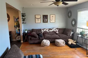 7724 General Sherman Ln, Saint Louis, MO 63123 - Photo 2