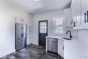 4327 Grace Ave, Saint Louis, MO 63116 - Photo 12