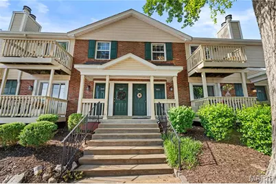 9125 N Swan Circle, Brentwood, MO 63144 - Photo 1