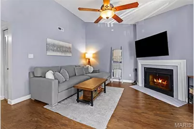 9125 N Swan Circle, Brentwood, MO 63144 - Photo 2