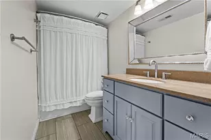 9125 N Swan Cir, Brentwood, MO 63144 - Photo 18