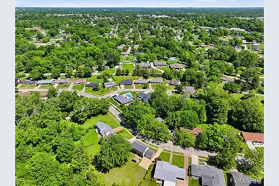 10246 Gregory Court, Saint Louis, MO 63128 - Photo 68