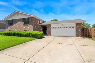 5860 Blackberry Dr, Imperial, MO 63052 - Photo 2