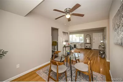 215 Walworth Drive, Saint Louis, MO 63125 - Photo 10