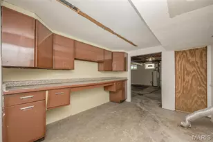 215 Walworth Dr, Saint Louis, MO 63125 - Photo 28
