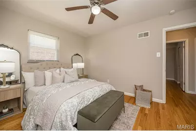 215 Walworth Drive, Saint Louis, MO 63125 - Photo 18