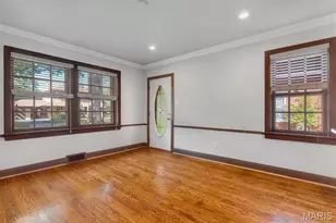 7312 Ravinia Dr, Saint Louis, MO 63121 - Photo 10