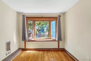 7312 Ravinia Dr, Saint Louis, MO 63121 - Photo 8