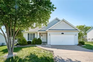 412 Fuller Dr, Wentzville, MO 63385 - Photo 2