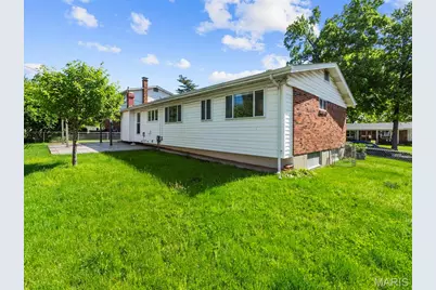9709 Brookmere Drive, Saint Louis, MO 63123 - Photo 28