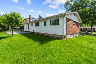 9709 Brookmere Dr, Saint Louis, MO 63123 - Photo 28