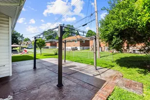 9709 Brookmere Dr, Saint Louis, MO 63123 - Photo 24