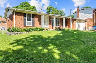 9709 Brookmere Dr, Saint Louis, MO 63123 - Photo 2