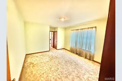 1615 Veronica Avenue, Saint Louis, MO 63147 - Photo 8