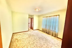 1615 Veronica Ave, Saint Louis, MO 63147 - Photo 8